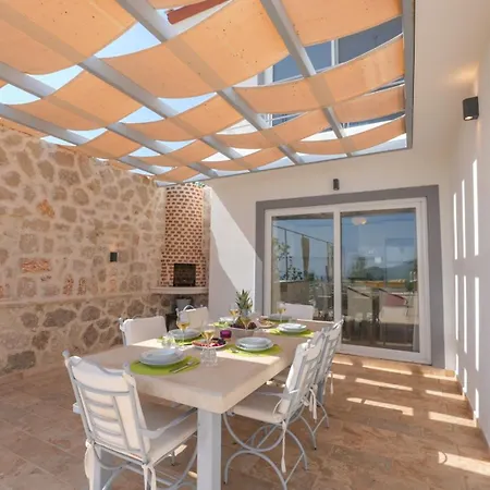Harman Villa